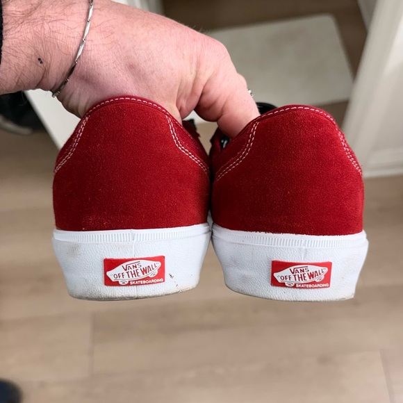 Vans Curren Caples Men's Bold Red Sneakers 11 - Picture 3 of 6